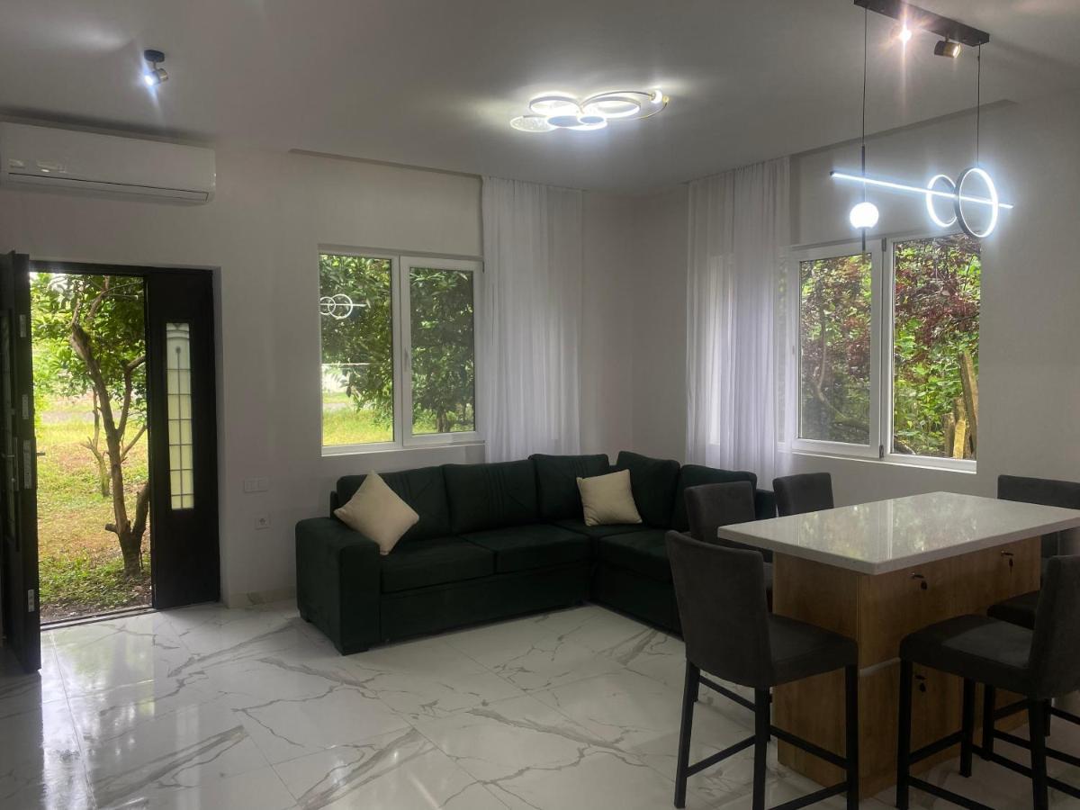 Orange Villa Гоніо Екстер'єр фото